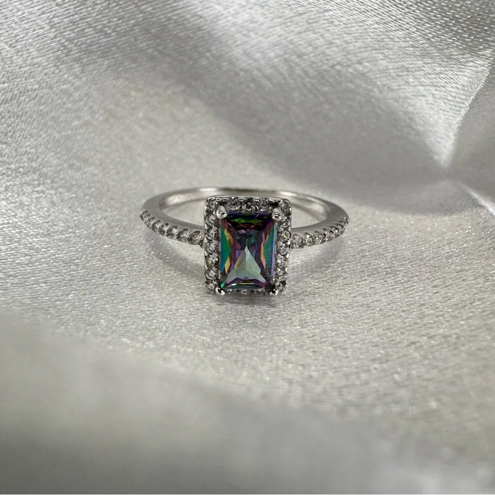 925 Sterling Silver Rhodium CZ mystic topaz Ring w/ polishing cloth Size 6 NEW